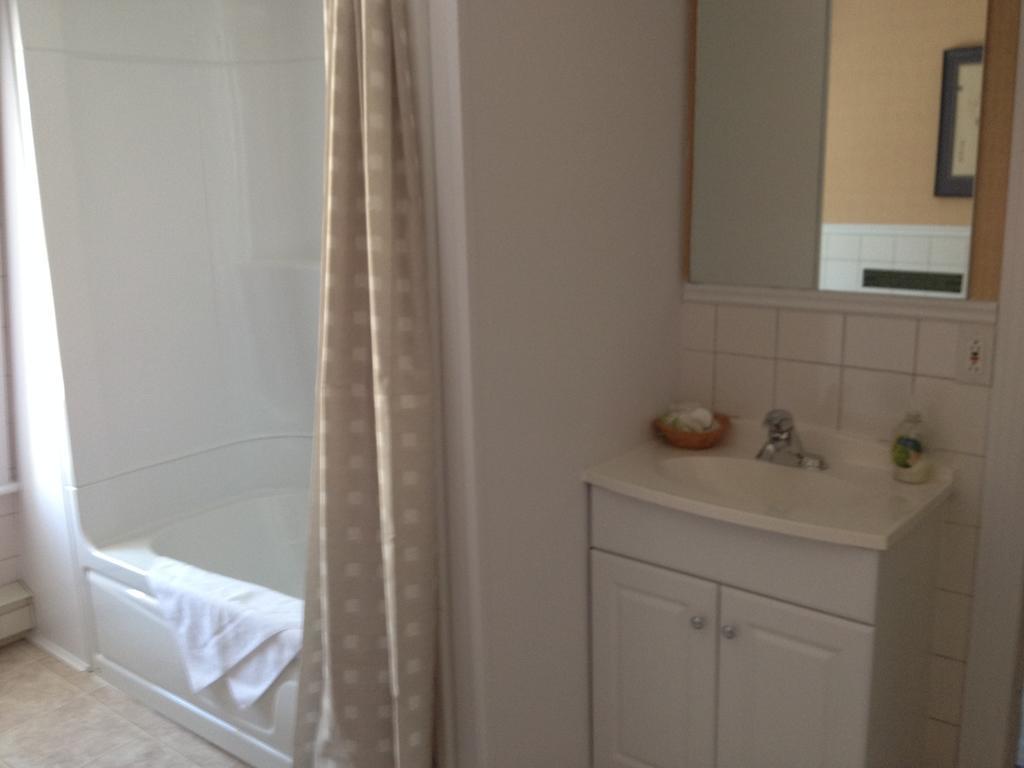 Auberge Petite Plaisance La Malbaie Værelse billede