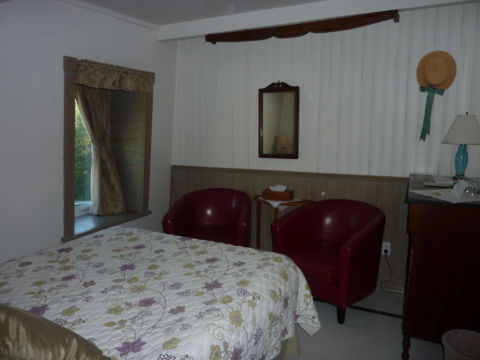 Auberge Petite Plaisance La Malbaie Eksteriør billede