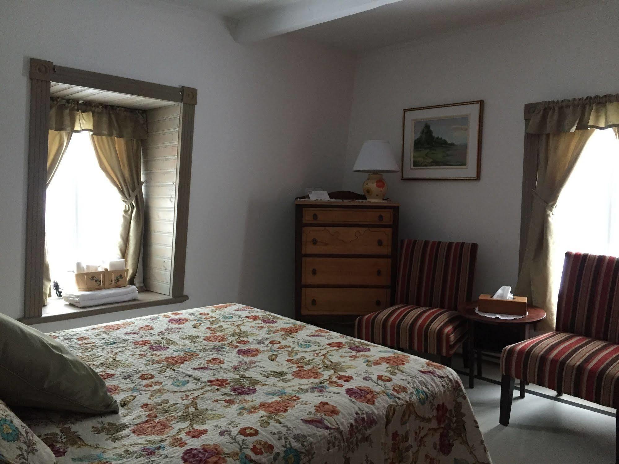 Auberge Petite Plaisance La Malbaie Eksteriør billede