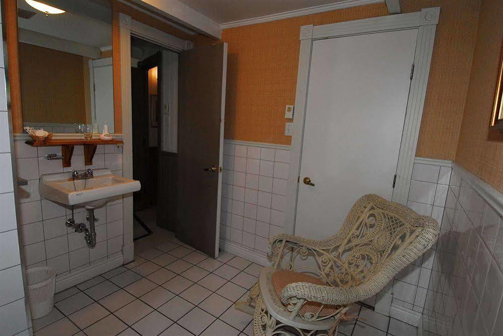 Auberge Petite Plaisance La Malbaie Eksteriør billede